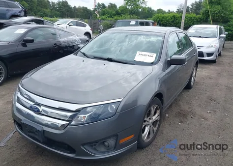 2012 Ford Fusion Se z USA, uszkodzony, nr VIN 3FAHP0HA8CR133837